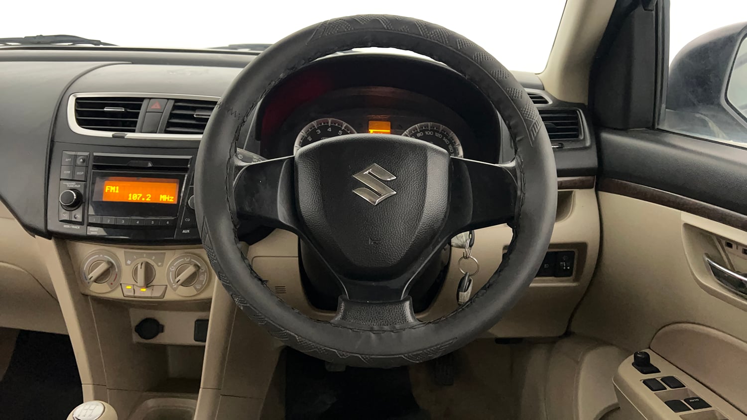 Used 2015 Maruti Suzuki Swift Dzire VXI Petrol Manual interior STEERING VIEW
