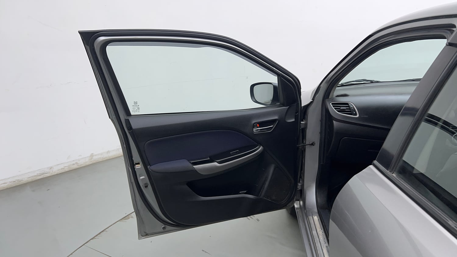 Used 2019 Maruti Suzuki Baleno Delta Petrol Manual interior LEFT FRONT DOOR OPEN VIEW