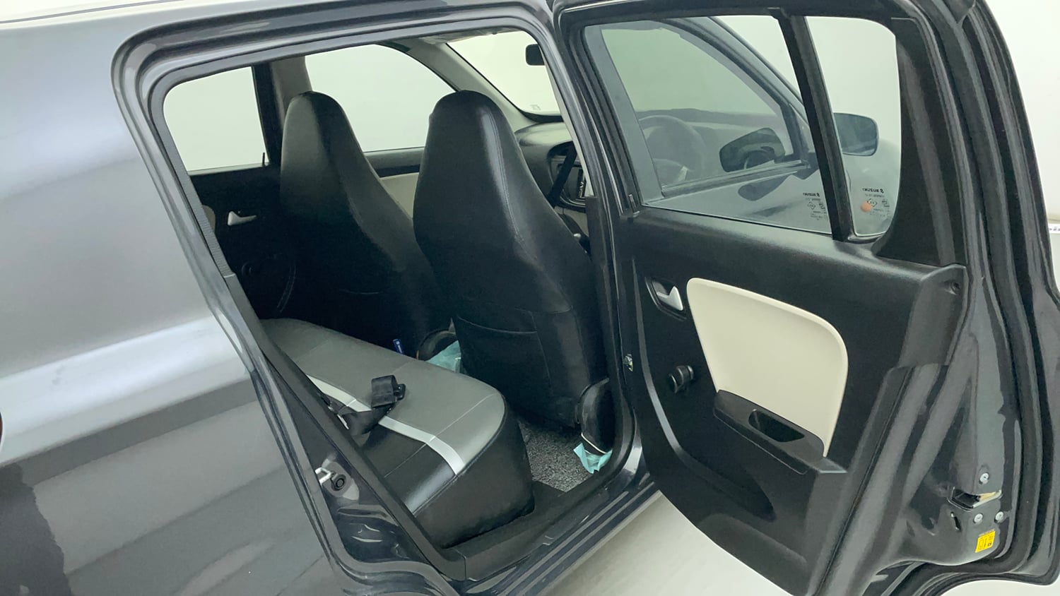 Used 2022 Maruti Suzuki Alto 800 LXi (O) Petrol Manual interior RIGHT SIDE REAR DOOR CABIN VIEW