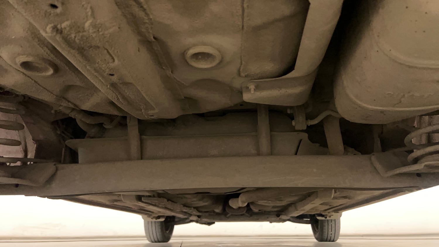 Used 2015 Hyundai Xcent S 1.2 Petrol Manual extra REAR UNDERBODY VIEW (TAKEN FROM REAR)