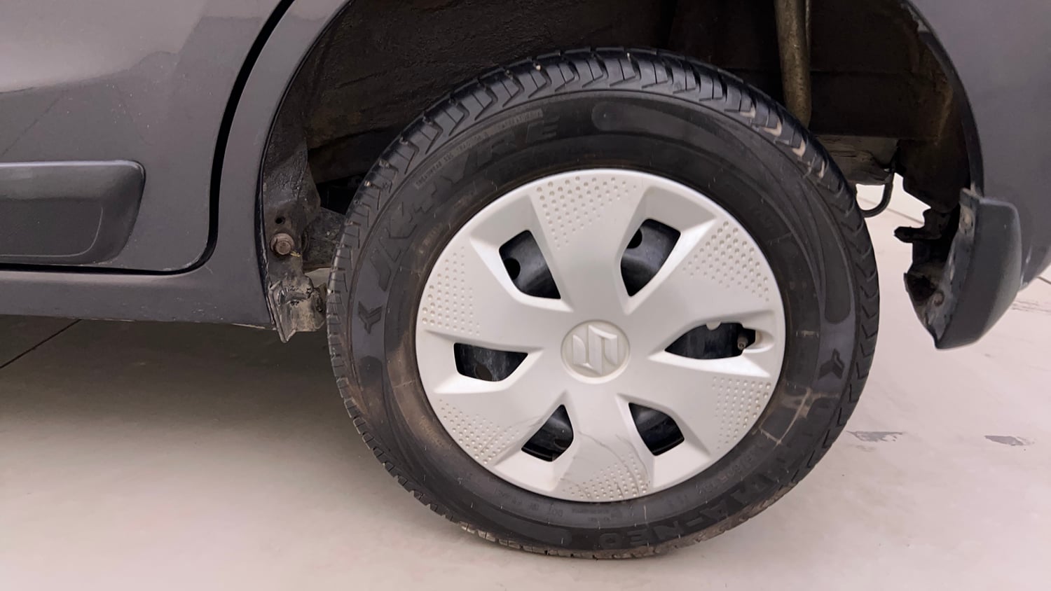 Used 2022 Maruti Suzuki Alto K10 VXi Petrol Manual tyres LEFT REAR TYRE RIM VIEW