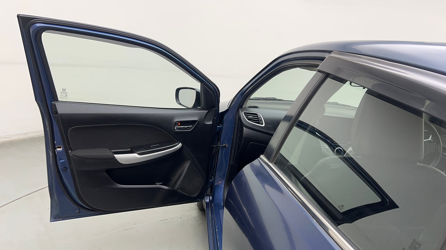 Used 2018 Maruti Suzuki Baleno Delta 1.2 Petrol Manual interior LEFT FRONT DOOR OPEN VIEW