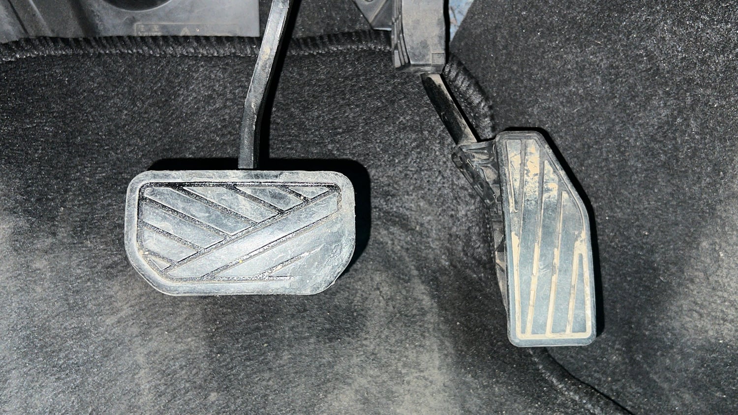 Used 2022 Maruti Suzuki Baleno Alpha AGS Petrol Automatic interior PEDALS VIEW