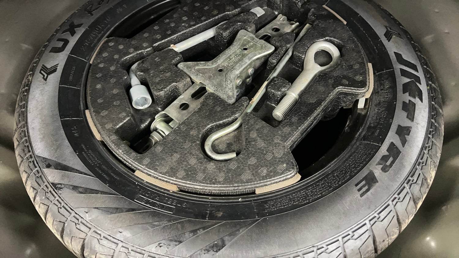 Used 2020 Maruti Suzuki S-Cross Zeta Petrol Manual tyres SPARE TYRE VIEW