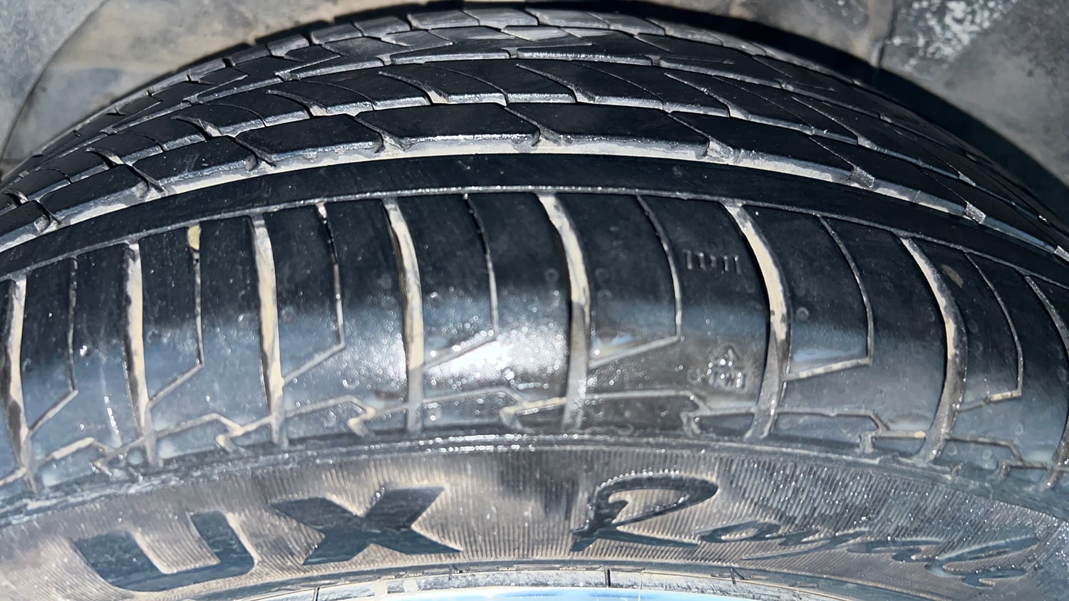 Used 2016 Hyundai Elite i20 Asta 1.2 (O) Petrol Manual tyres RIGHT REAR TYRE TREAD VIEW