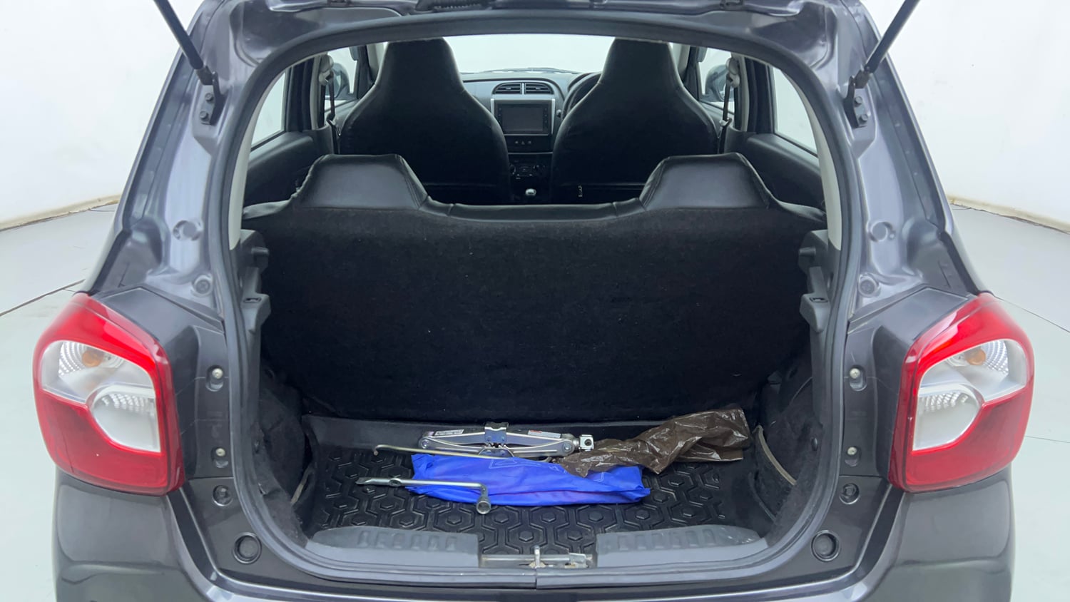 Used 2024 Maruti Suzuki Alto K10 VXi Plus Petrol Manual interior DICKY INSIDE VIEW
