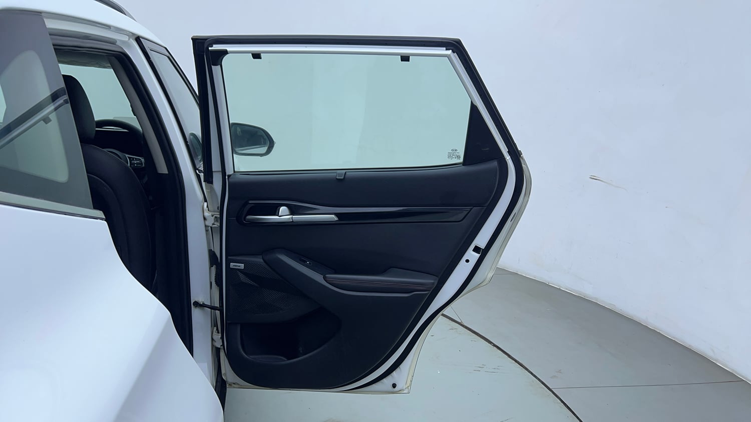Used 2020 Kia Seltos GTX Plus DCT 1.4 Petrol Automatic interior RIGHT REAR DOOR OPEN VIEW