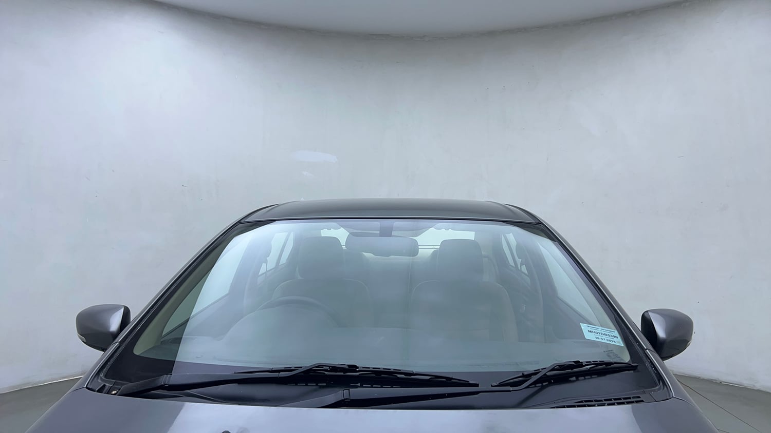 Used 2018 Maruti Suzuki Ciaz Alpha 1.4 MT Petrol Manual exterior FRONT WINDSHIELD VIEW