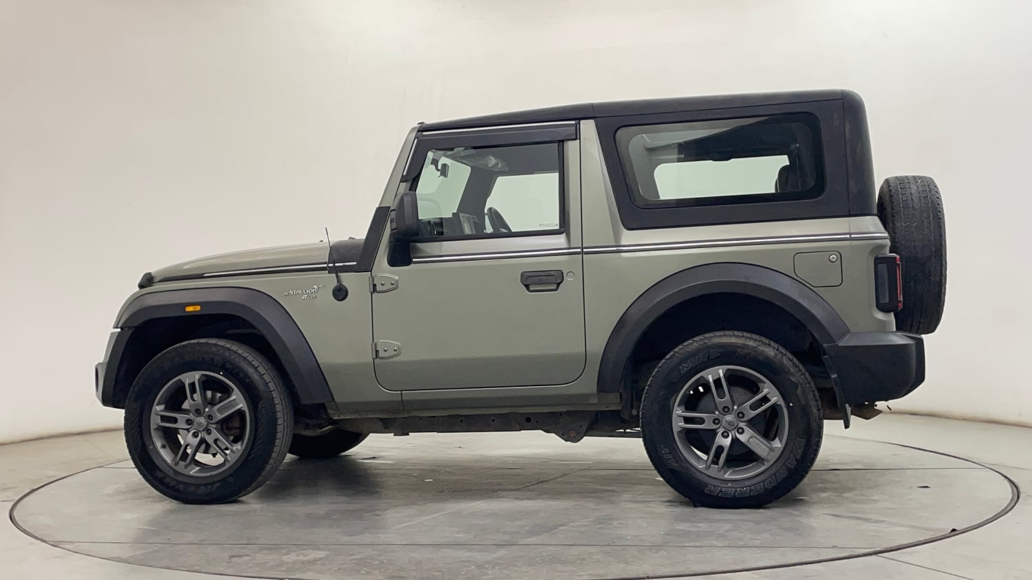 Used 2021 mahindra Thar LX Hard Top Petrol AT 4WD Petrol Automatic exterior LEFT SIDE VIEW