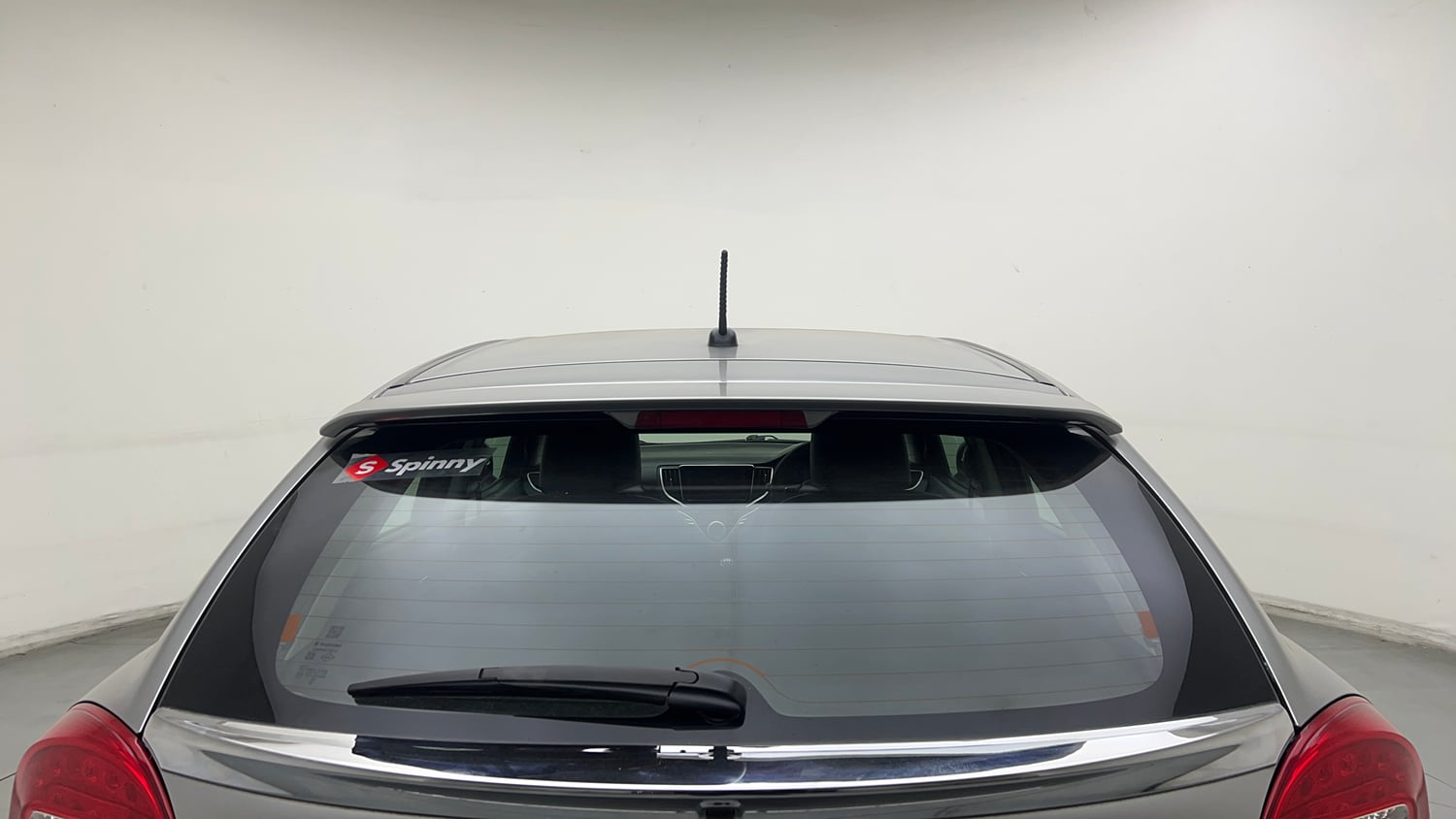 Used 2017 Maruti Suzuki Baleno Alpha 1.2 Petrol Manual exterior BACK WINDSHIELD VIEW