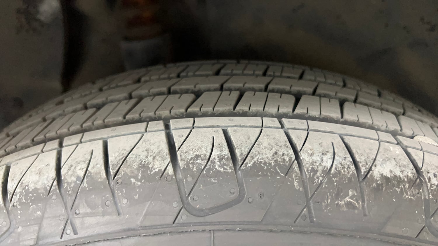 Used 2016 Hyundai Creta 1.6 SX Plus Petrol Petrol Manual tyres RIGHT REAR TYRE TREAD VIEW