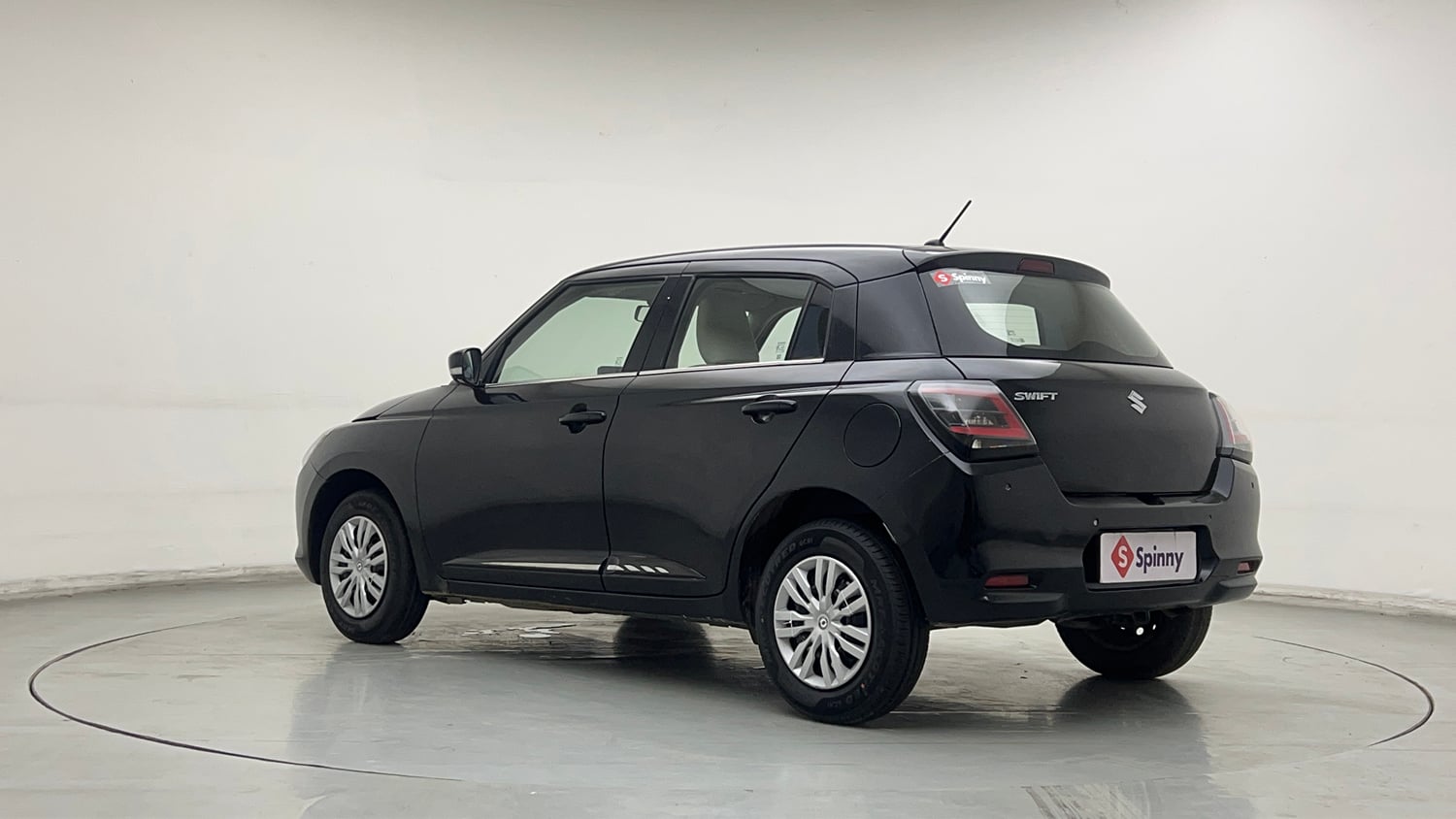 Used 2025 Maruti Suzuki Swift VXi CNG Cng Manual exterior LEFT REAR CORNER VIEW