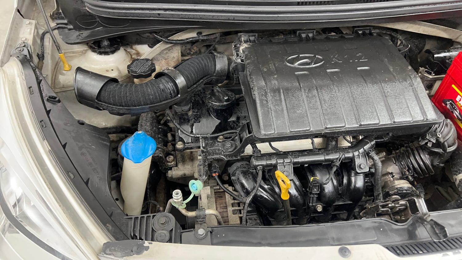 Used 2015 Hyundai Grand i10 Magna 1.2 Kappa VTVT Petrol Manual engine ENGINE RIGHT SIDE VIEW