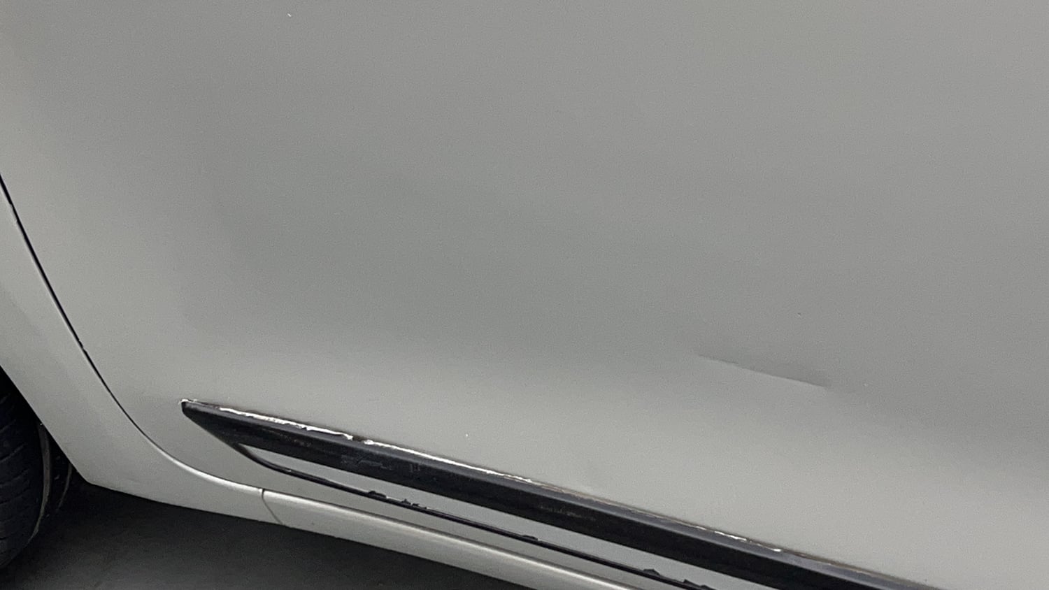 Used 2023 Maruti Suzuki Swift ZXi CNG Cng Manual dents MINOR DENT