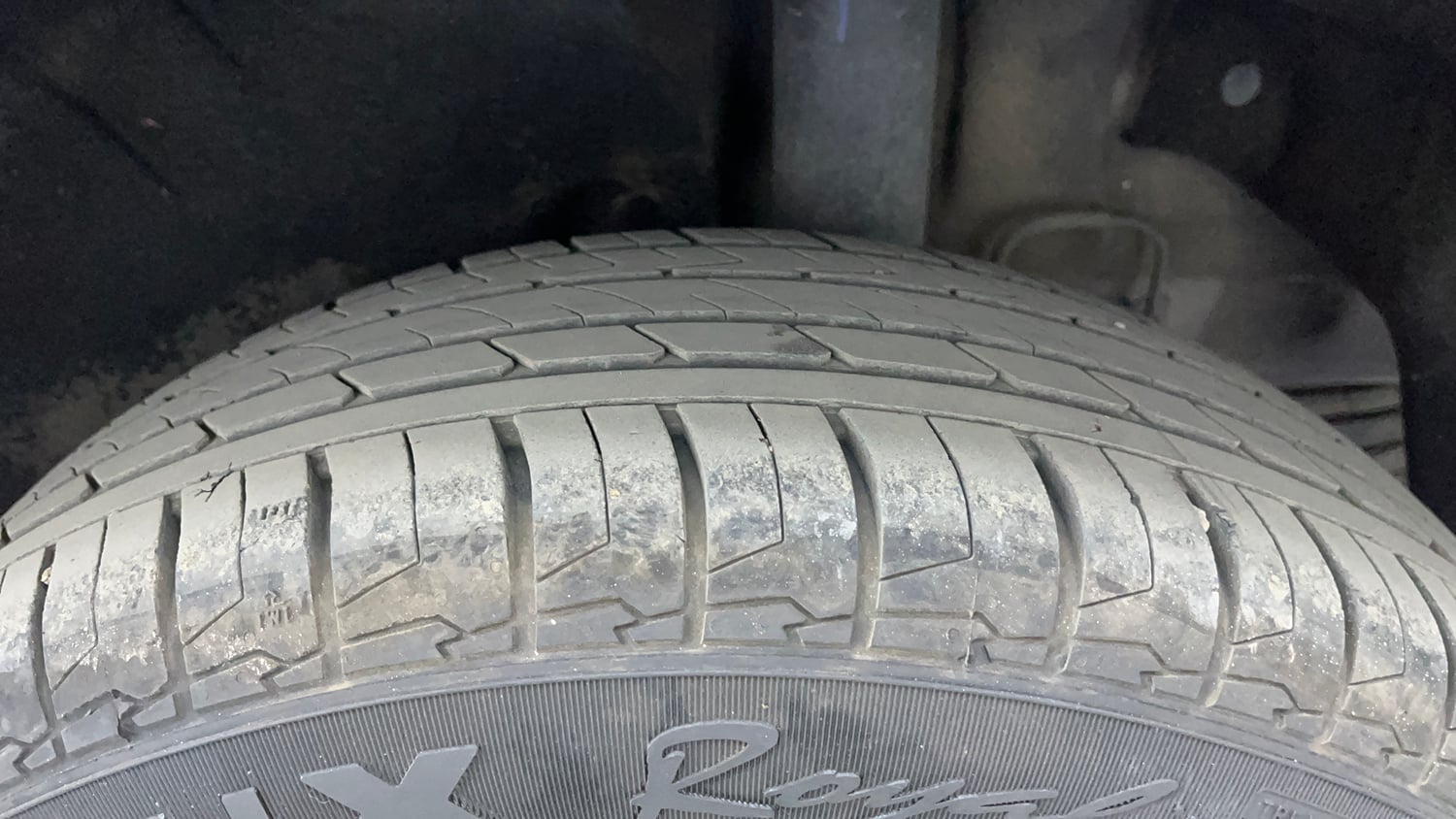 Used 2025 Kia Carens Clavis HTK 1.5 Petrol MT Petrol Manual tyres LEFT REAR TYRE TREAD VIEW