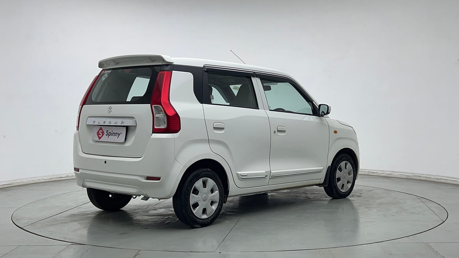 Used 2024 Maruti Suzuki Wagon R VXI 1.0 CNG Cng Manual exterior RIGHT REAR CORNER VIEW