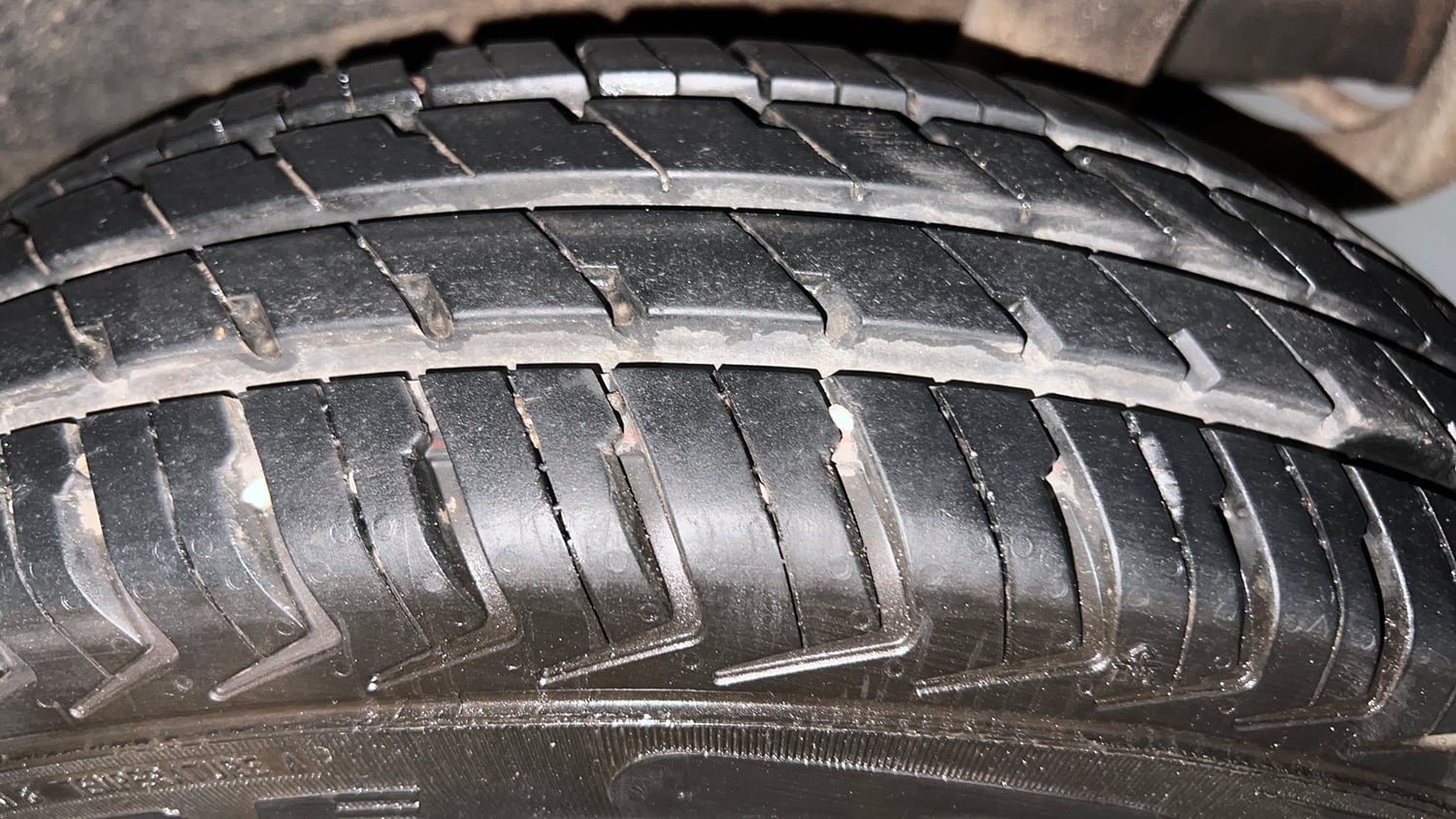 Used 2022 Maruti Suzuki Alto K10 VXi Petrol Manual tyres LEFT REAR TYRE TREAD VIEW