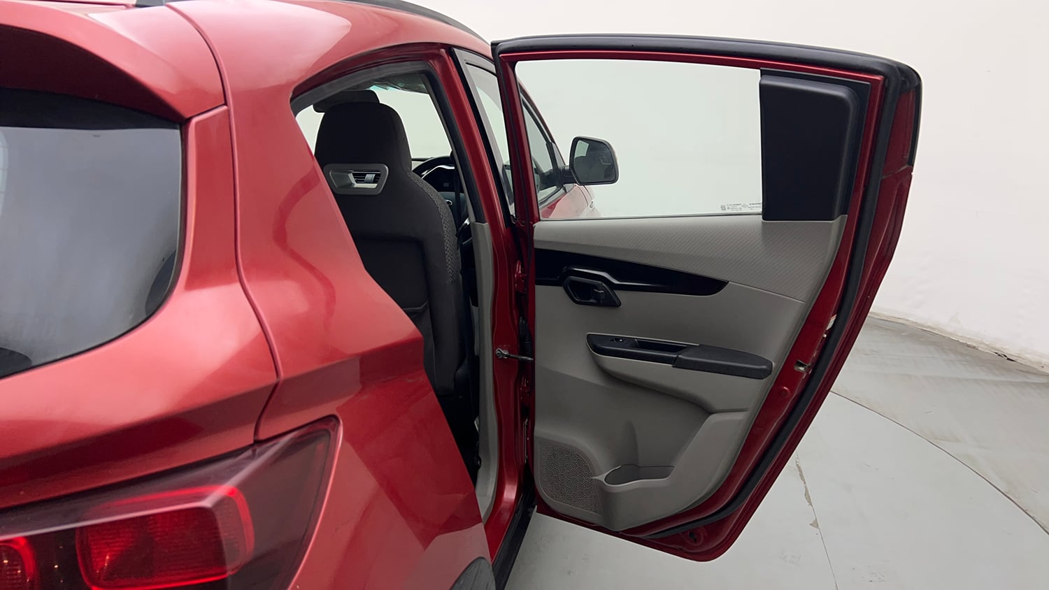 Used 2016 Mahindra KUV100 K6+ 6 STR Petrol Manual interior RIGHT REAR DOOR OPEN VIEW