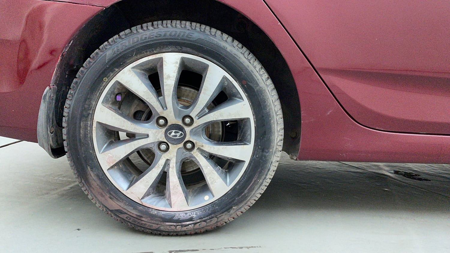 Used 2013 Hyundai Verna Fluidic 1.6 VTVT SX Petrol Manual tyres RIGHT REAR TYRE RIM VIEW