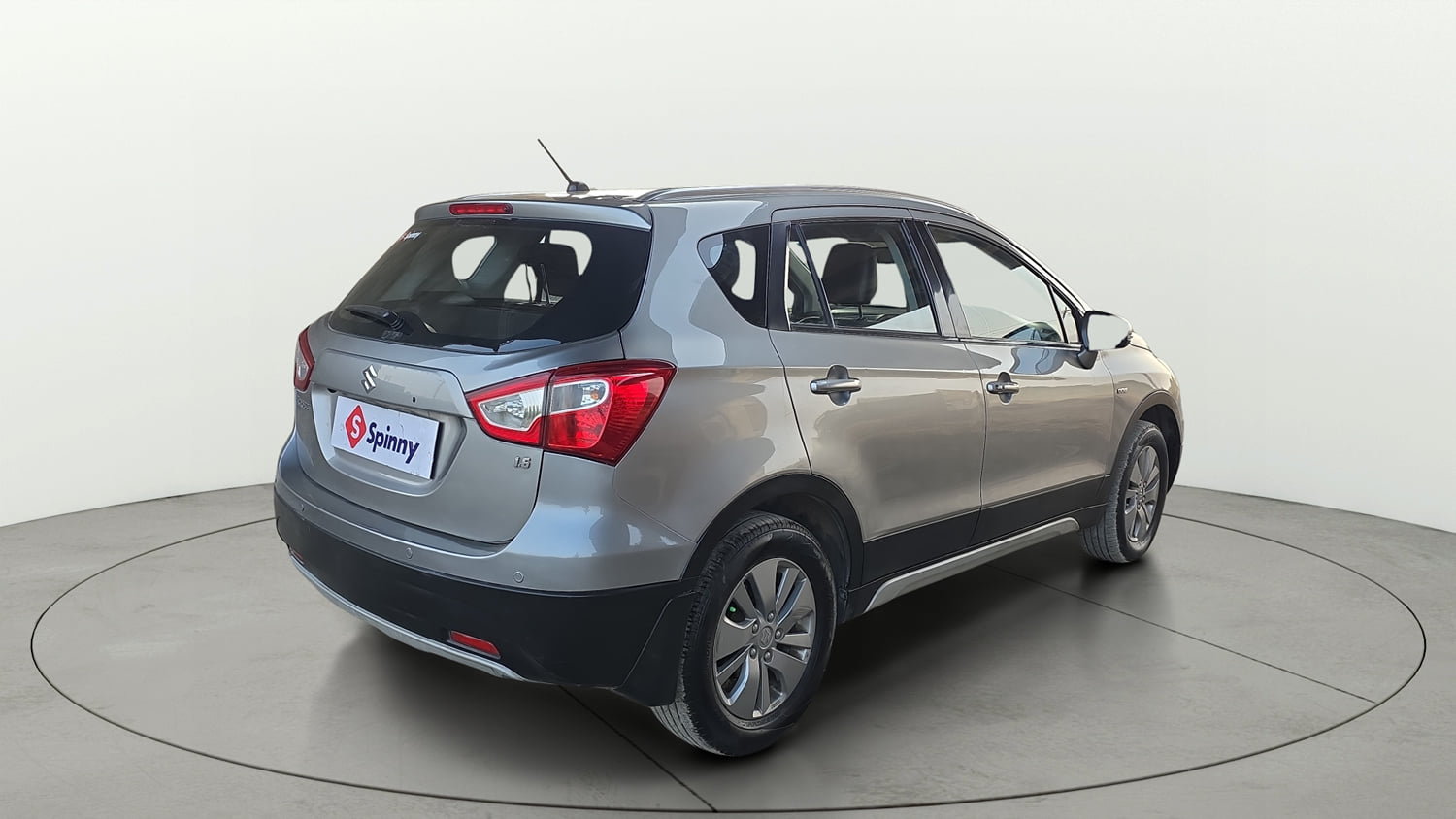 Used 2016 Maruti Suzuki S-Cross Alpha 1.6 Diesel Manual exterior RIGHT REAR CORNER VIEW