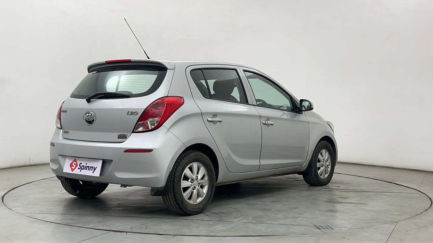 Used 2012 Hyundai i20 Asta 1.4 CRDI Diesel Manual exterior RIGHT REAR CORNER VIEW