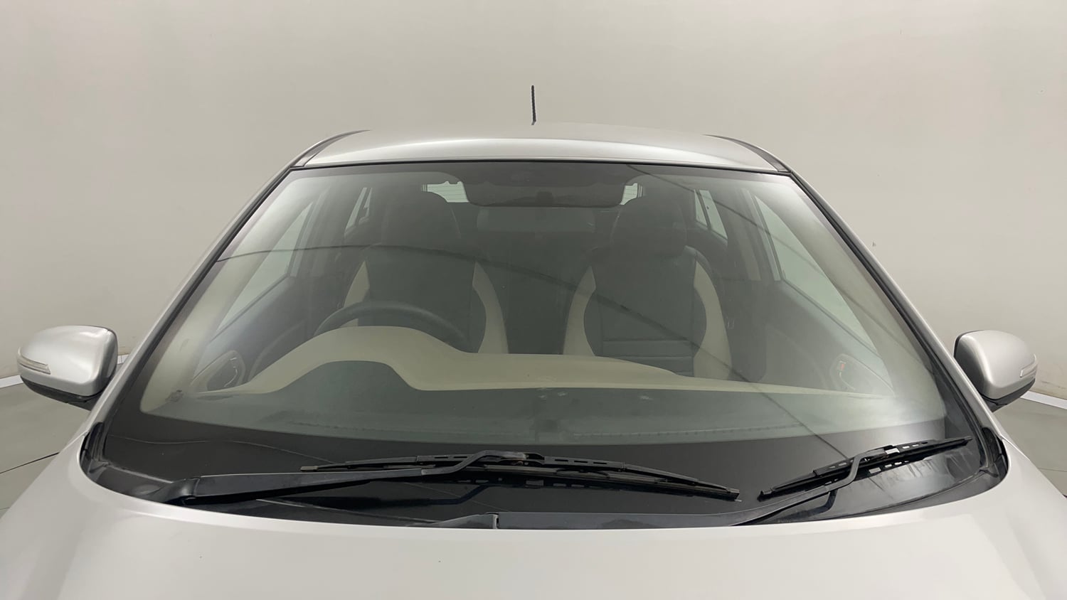 Used 2018 Hyundai Elite i20 Asta 1.2 Petrol Manual exterior FRONT WINDSHIELD VIEW