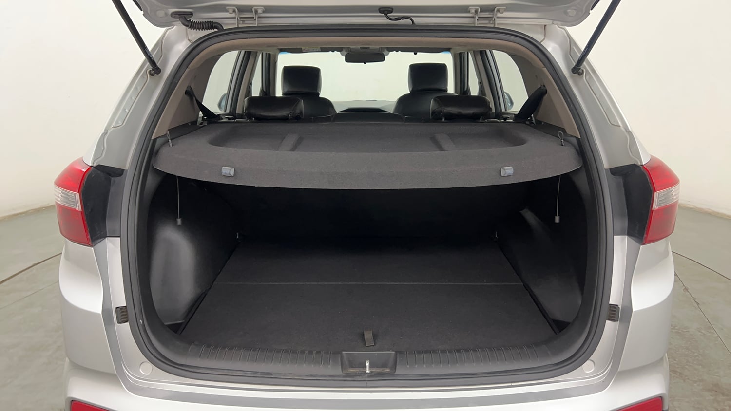 Used 2016 Hyundai Creta 1.6 SX Plus Petrol Petrol Manual interior DICKY INSIDE VIEW