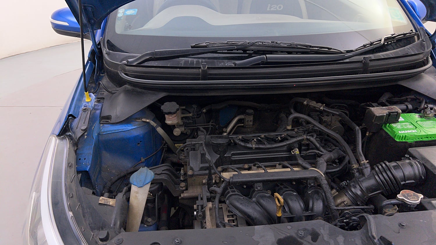 Used 2019 Hyundai Elite i20 Sportz Plus 1.2 CVT Petrol Automatic engine ENGINE RIGHT SIDE HINGE & APRON VIEW