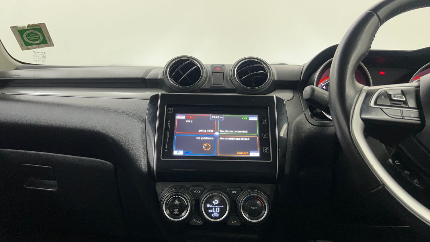 Used 2019 Maruti Suzuki Swift ZXi Plus Petrol Manual interior MUSIC SYSTEM & AC CONTROL VIEW