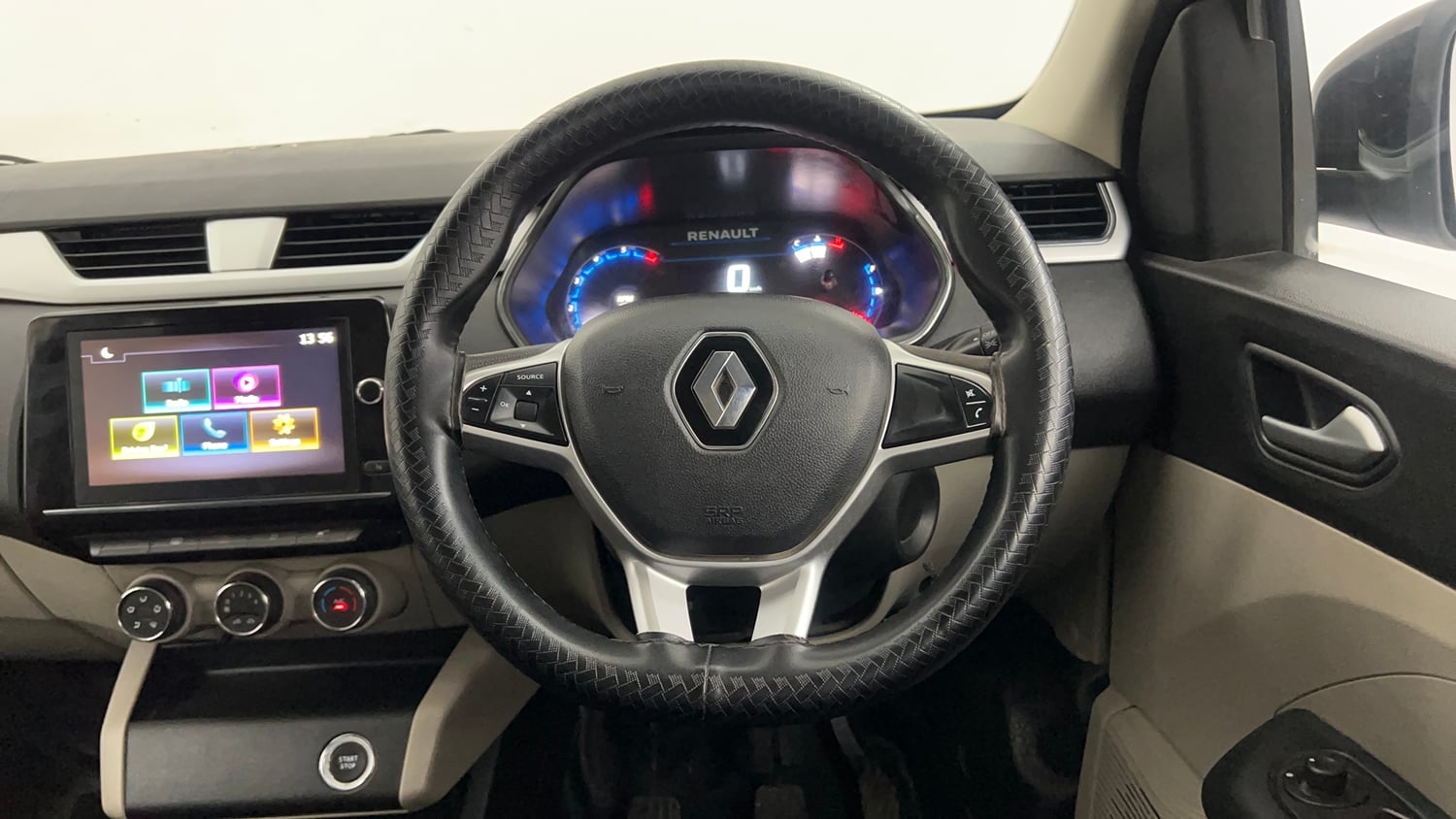 Used 2023 Renault Triber RXZ Petrol Manual interior STEERING VIEW