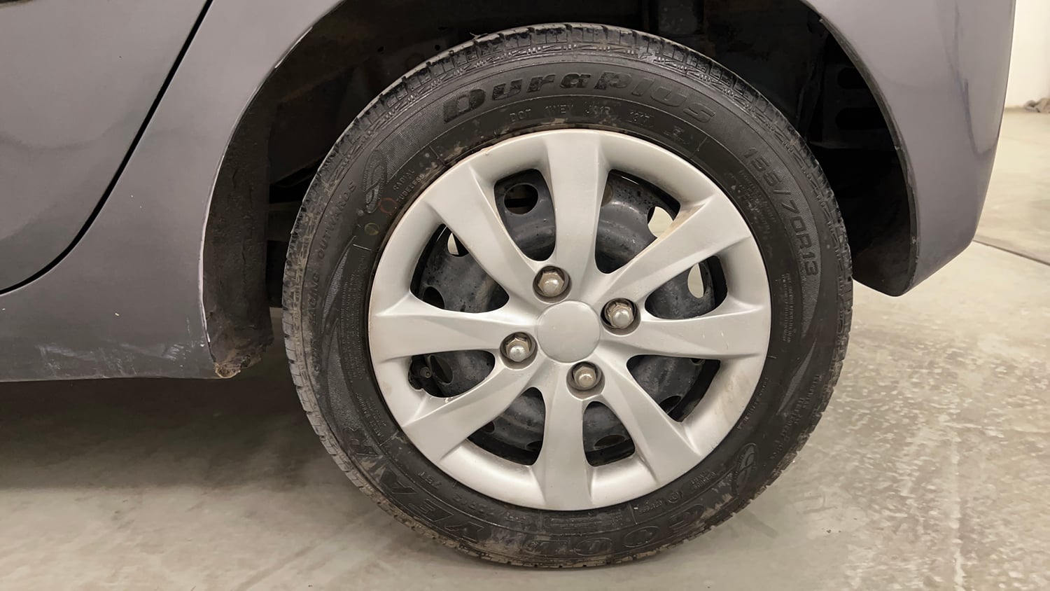 Used 2017 Hyundai Eon Magna + Petrol Manual tyres LEFT REAR TYRE RIM VIEW