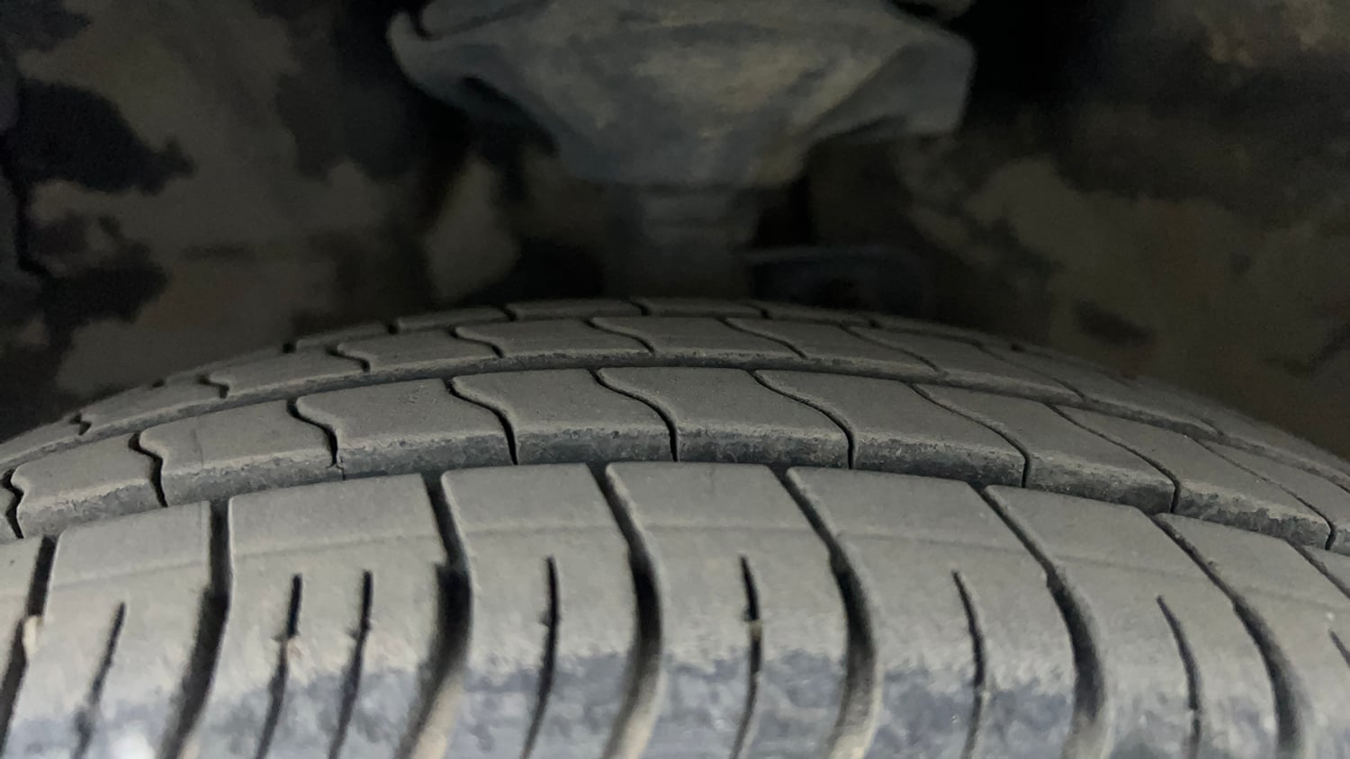 Used 2015 Maruti Suzuki Celerio ZXi Opt Petrol Manual tyres LEFT FRONT TYRE TREAD VIEW