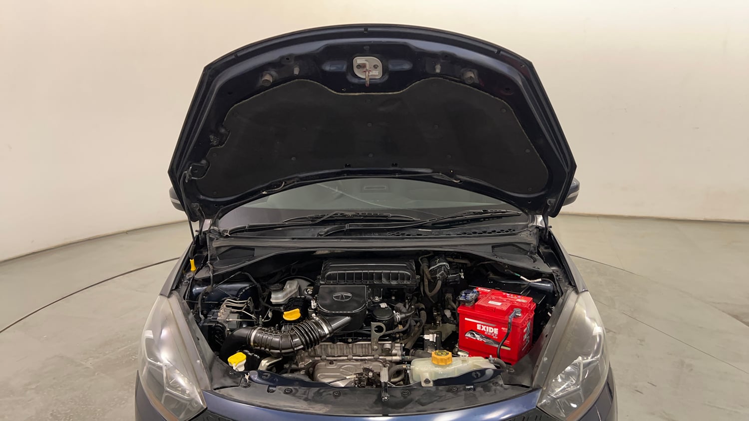 Used 2019 Tata Tigor Revotron XZA Petrol Automatic engine ENGINE & BONNET OPEN FRONT VIEW