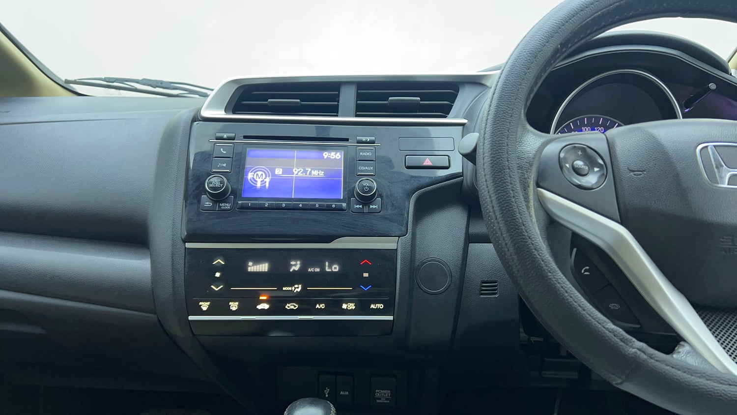 Used 2016 Honda Jazz V AT Petrol Petrol Automatic top_features Integrated (in-dash) music system