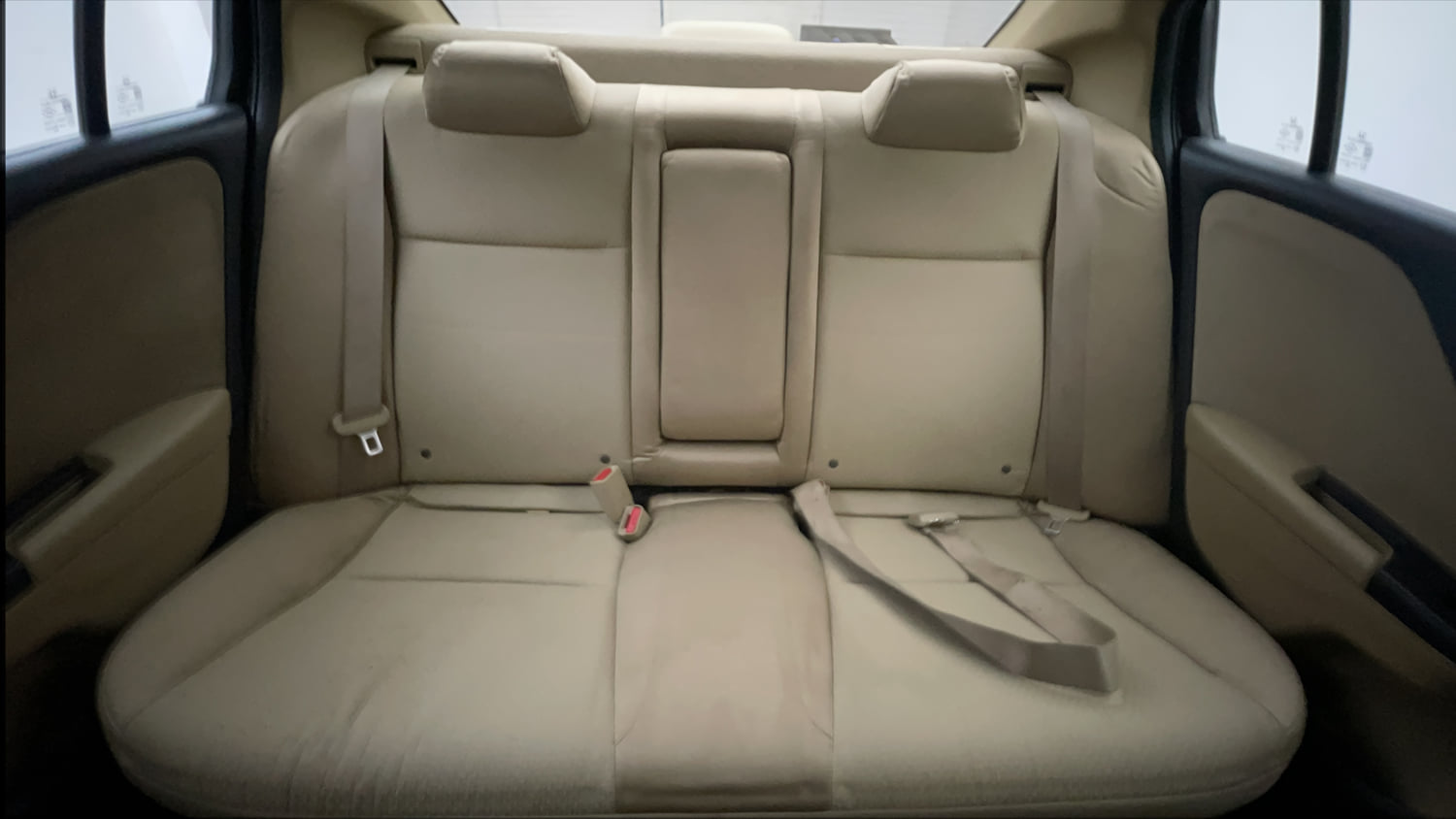 Used 2017 Honda City V Petrol Manual interior REAR SEAT CONDITION VIEW