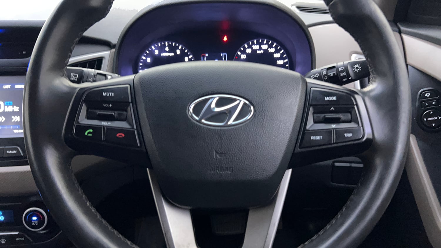 Used 2016 Hyundai Creta 1.6 SX Plus AT Petrol Petrol Automatic top_features Airbags