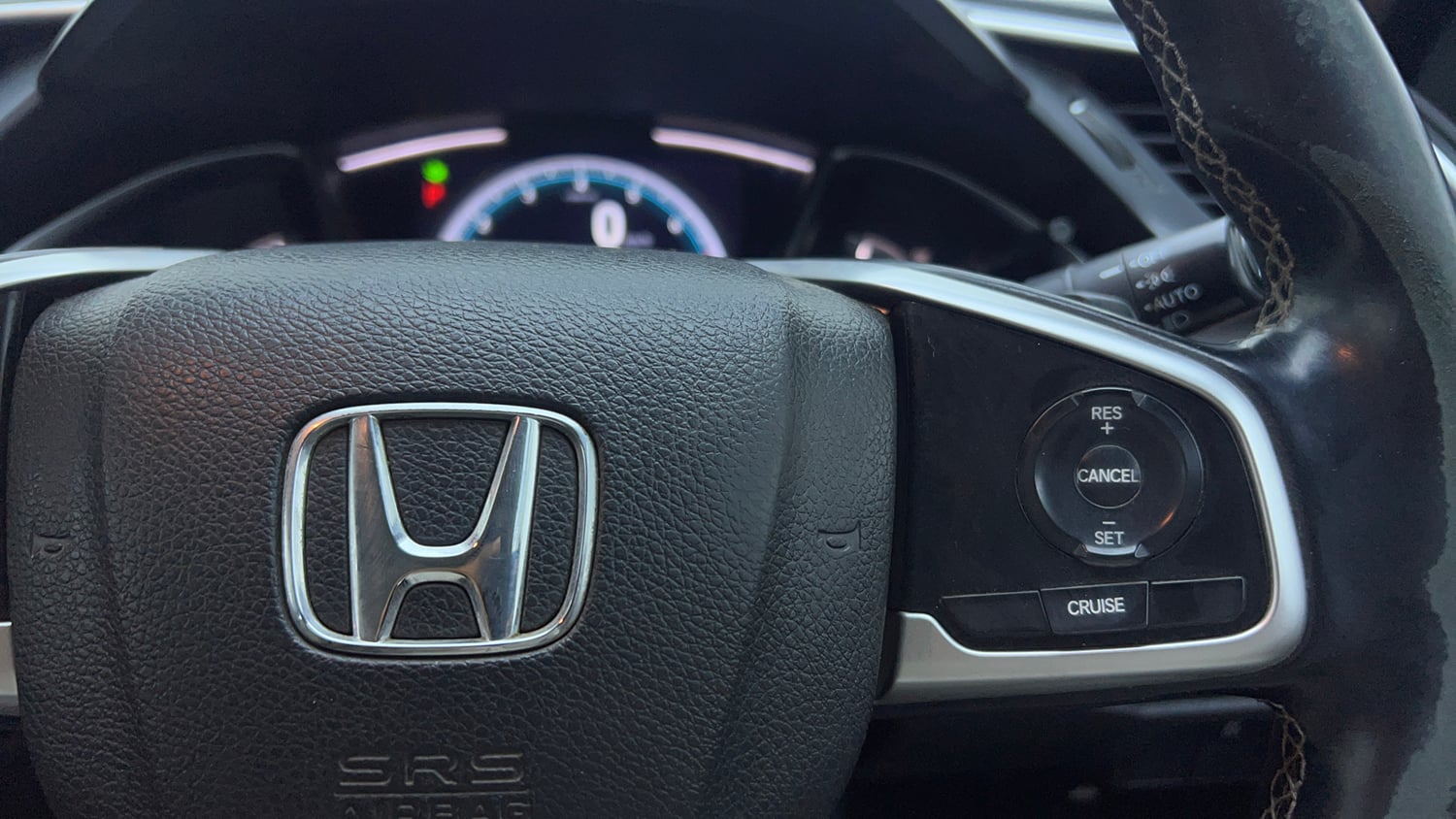 Used 2019 Honda Civic ZX CVT Petrol Petrol Automatic top_features Cruise control