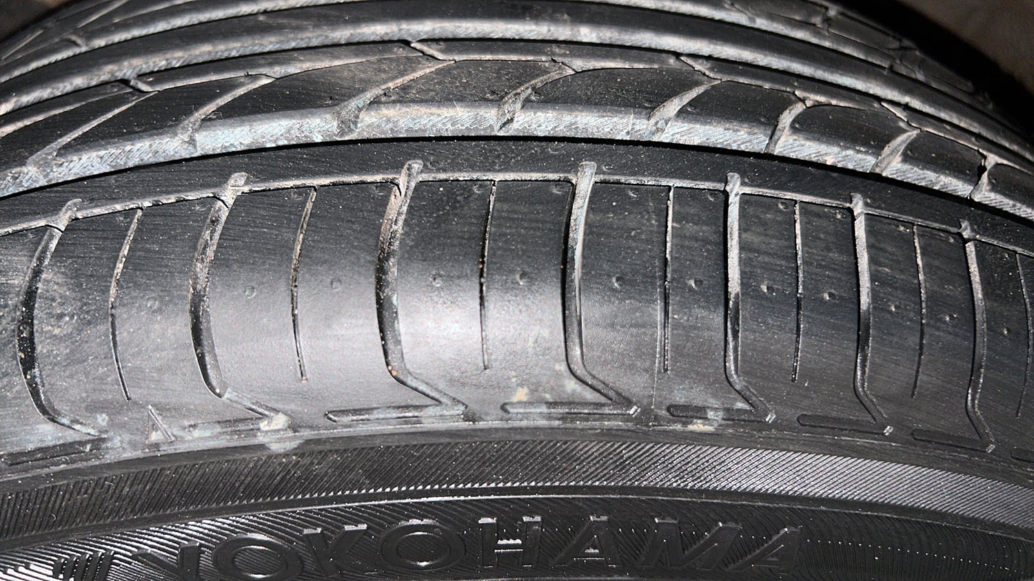 Used 2022 Kia Seltos HTX 1.5 Petrol Manual tyres LEFT FRONT TYRE TREAD VIEW