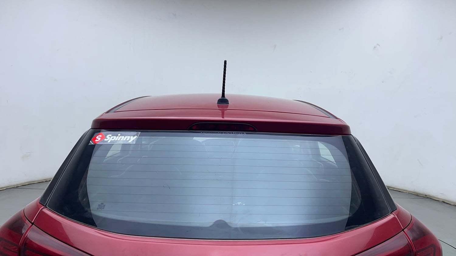 Used 2020 Hyundai Elite i20 Sportz Plus 1.2 Petrol Manual exterior BACK WINDSHIELD VIEW
