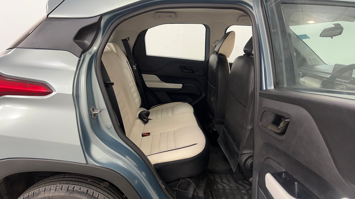 Used 2022 Tata Punch Accomplished Dazzle Pack MT Petrol Manual interior RIGHT SIDE REAR DOOR CABIN VIEW