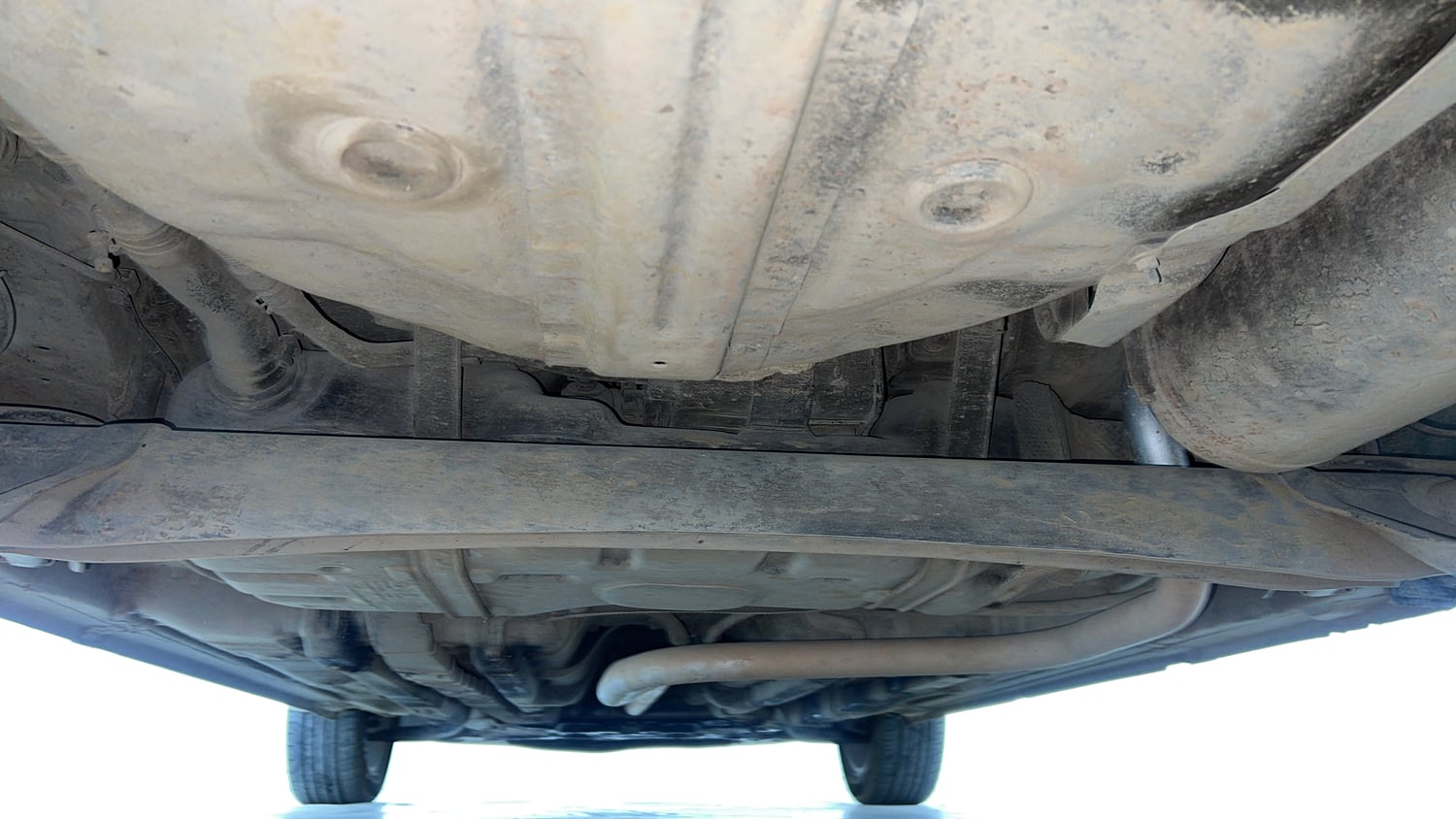 Used 2016 Hyundai Elite i20 Asta 1.2 (O) Petrol Manual extra REAR UNDERBODY VIEW (TAKEN FROM REAR)