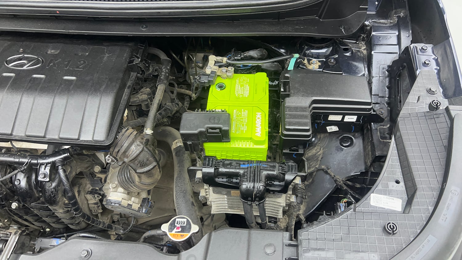 Used 2024 Hyundai Exter SX (O) 1.2 AMT Petrol Automatic engine ENGINE LEFT SIDE VIEW