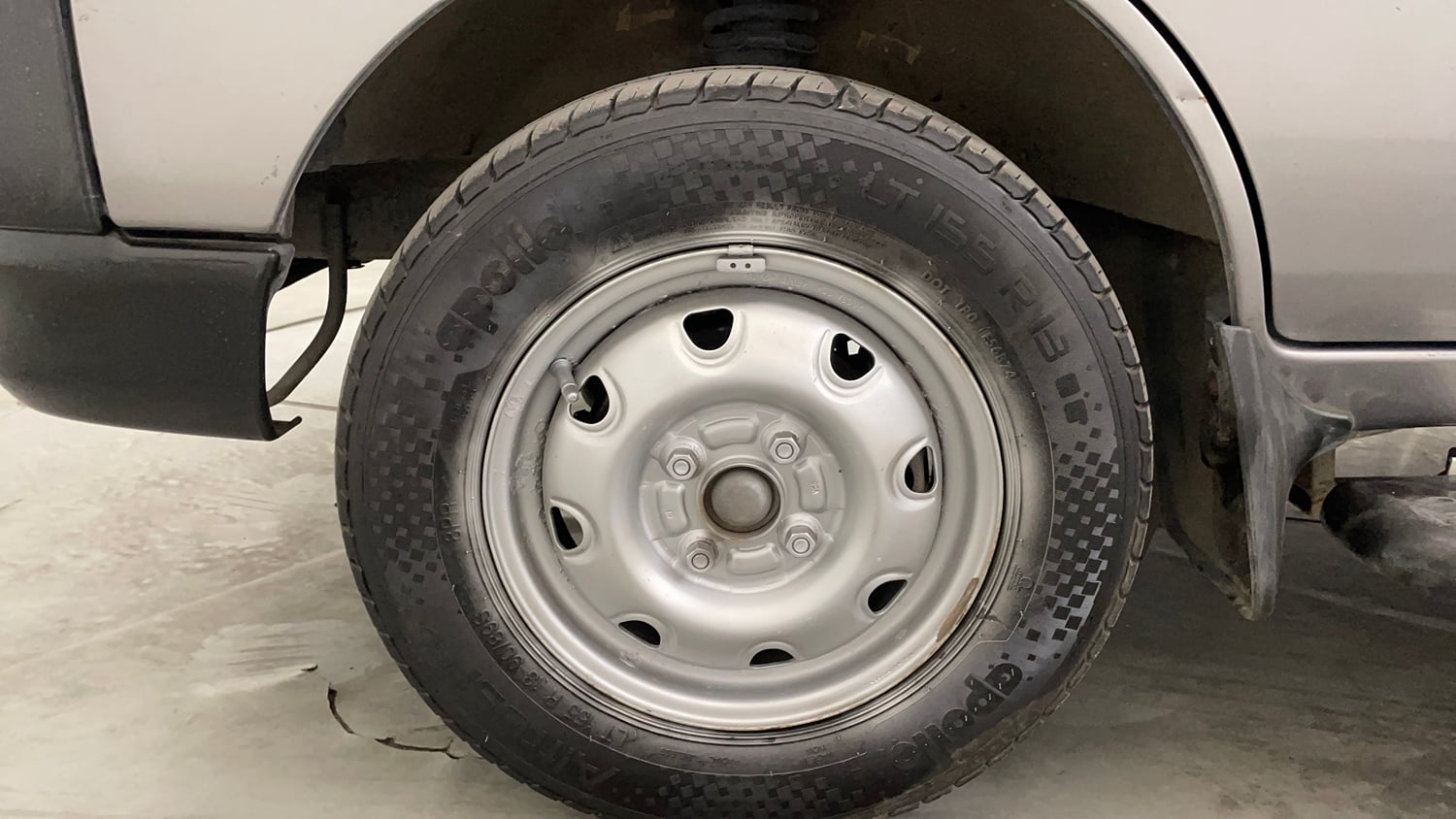 Used 2020 Maruti Suzuki Eeco 5 STR WITH A/C+HTR Petrol Manual tyres LEFT FRONT TYRE RIM VIEW