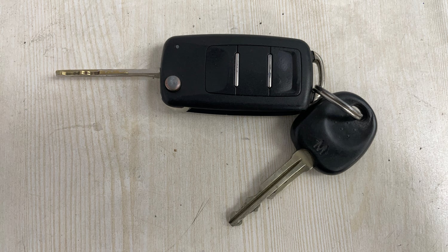 Used 2017 Hyundai Eon Era + Petrol Manual extra CAR KEY VIEW