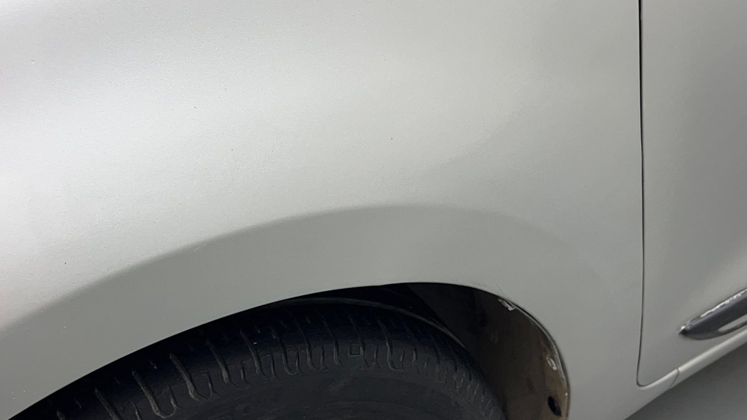 Used 2023 Maruti Suzuki Swift ZXi CNG Cng Manual dents MINOR DENT