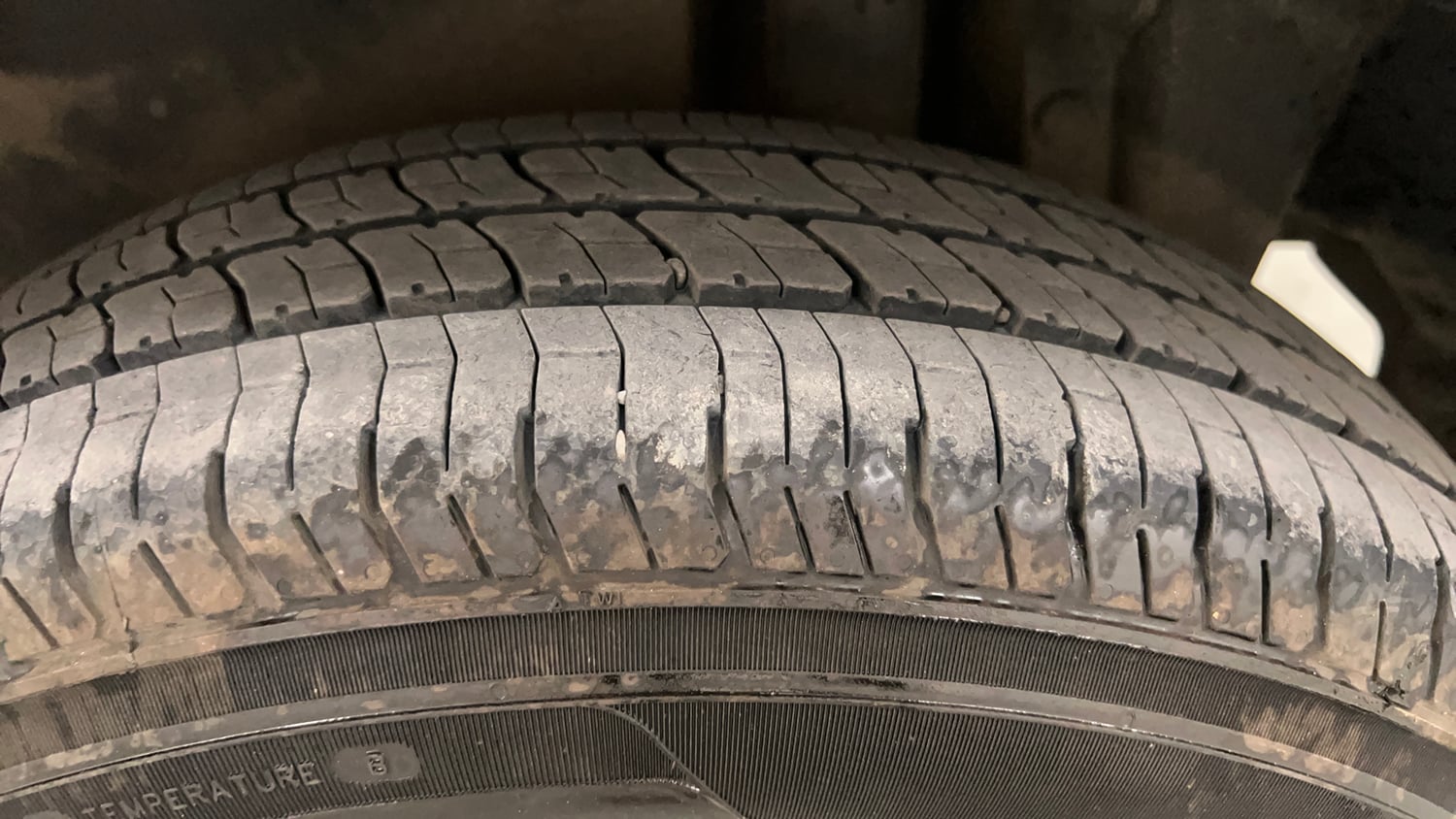 Used 2013 Maruti Suzuki Swift Dzire Automatic Petrol Automatic tyres LEFT REAR TYRE TREAD VIEW
