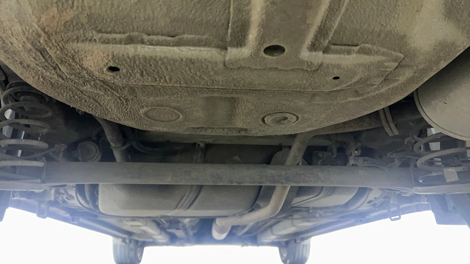 Used 2020 Maruti Suzuki Ciaz Alpha 1.5 AT Petrol Automatic extra REAR UNDERBODY VIEW (TAKEN FROM REAR)