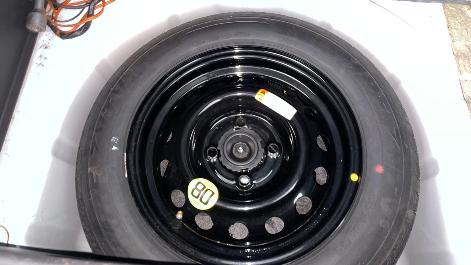 Used 2019 Ford Figo Titanium 1.5 Ti-VCT AT Petrol Automatic tyres SPARE TYRE VIEW