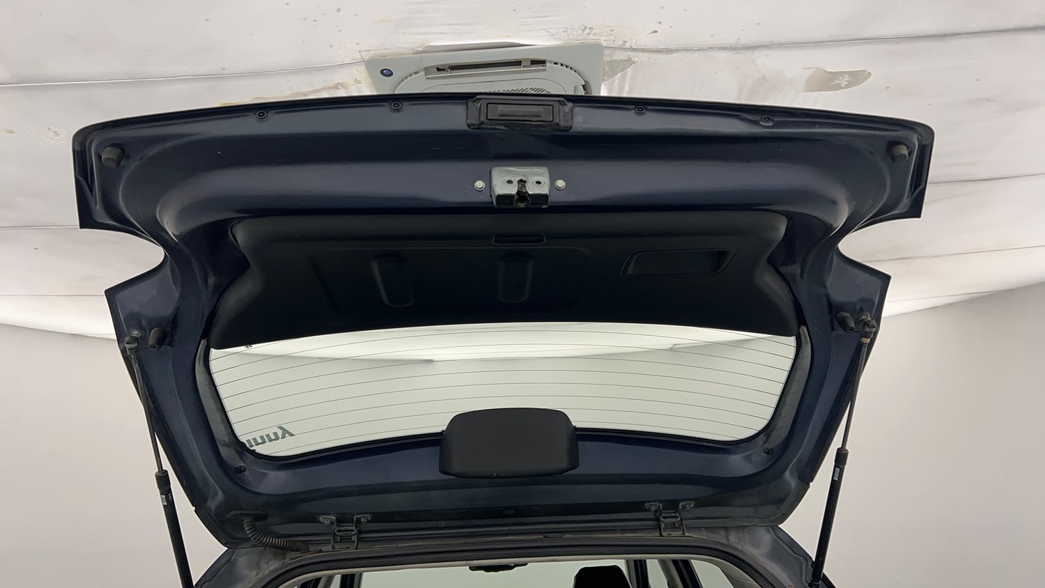 Used 2019 Hyundai Venue SX Plus 1.0L Turbo DCT Sport Petrol Automatic interior DICKY DOOR OPEN VIEW