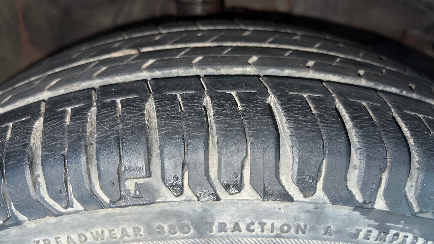 Used 2015 Honda Jazz V Petrol Petrol Manual tyres RIGHT FRONT TYRE TREAD VIEW